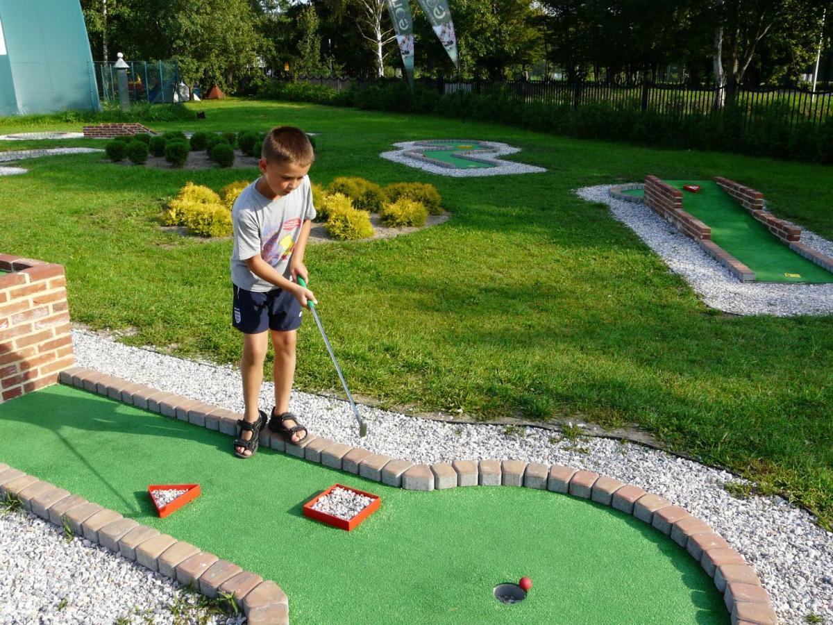 Nalu Glamp Hotel Ujście-Darłowskie Buitenkant foto