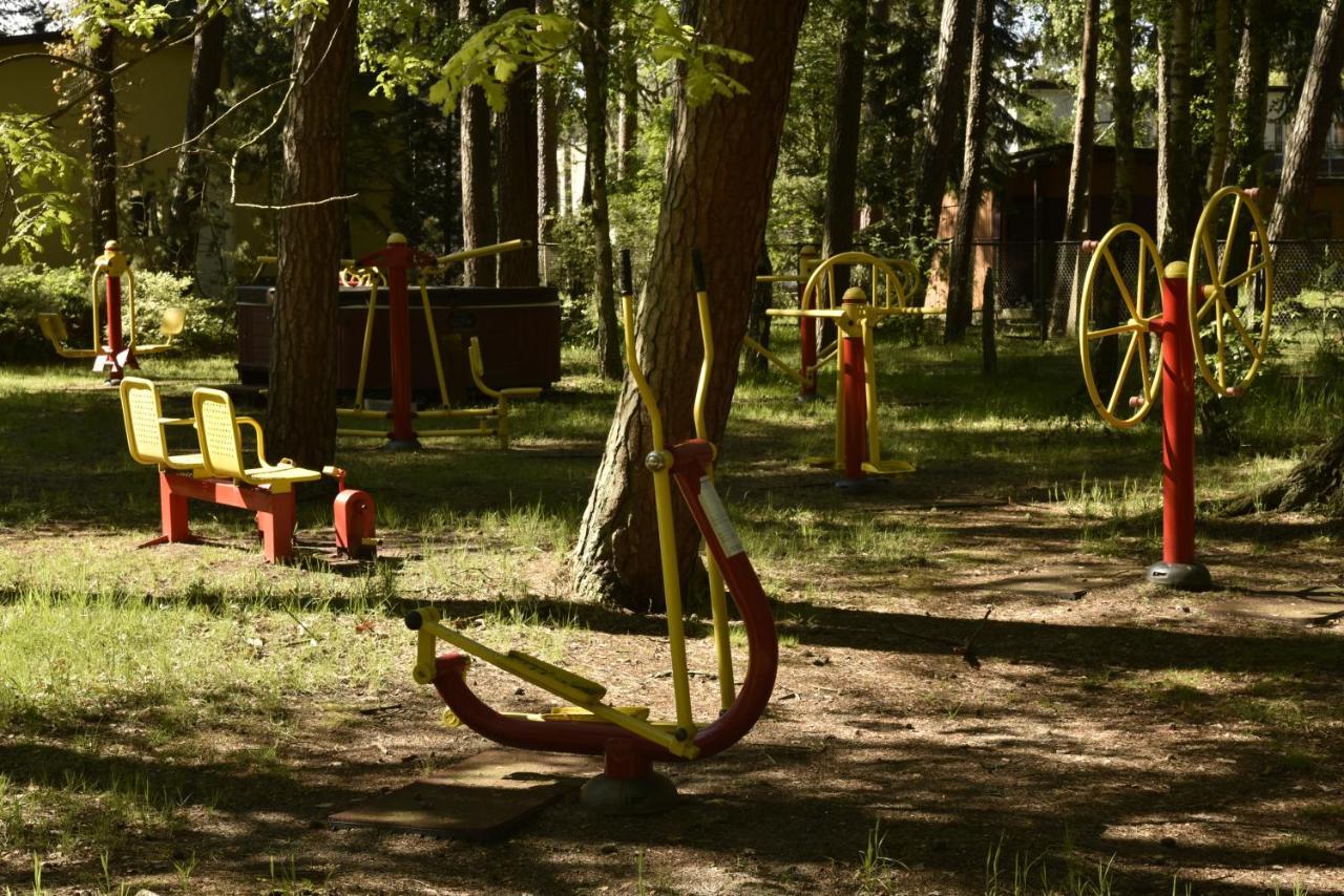 Nalu Glamp Hotel Ujście-Darłowskie Buitenkant foto