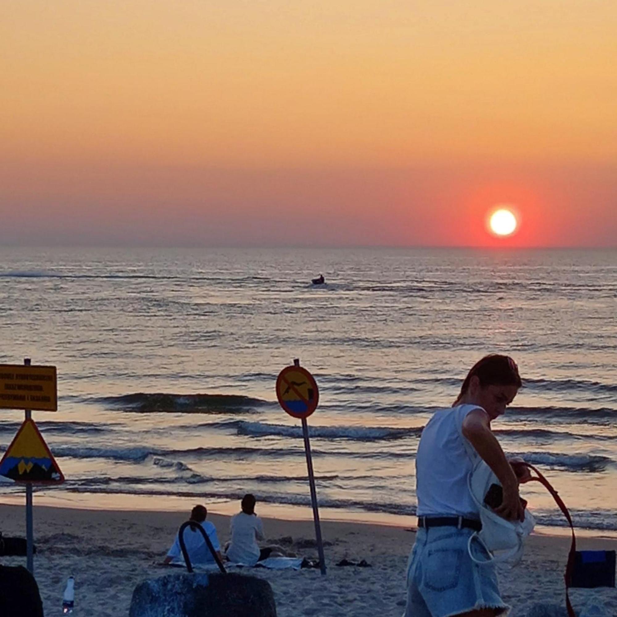 Nalu Glamp Hotel Ujście-Darłowskie Buitenkant foto