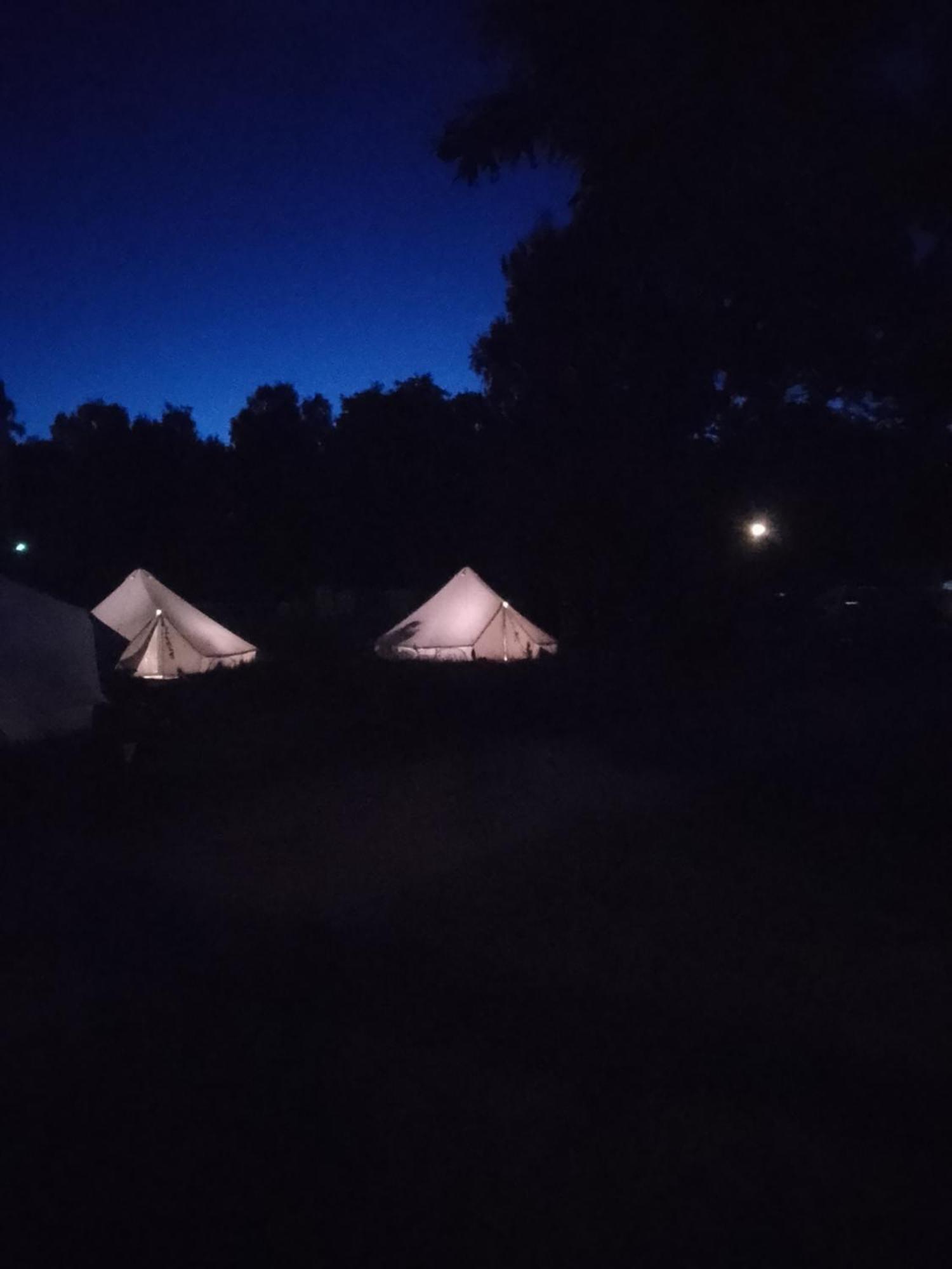 Nalu Glamp Hotel Darłowo Buitenkant foto